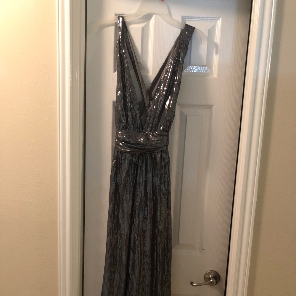 Go glam Sequin Maxi Dress